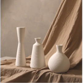 Ins style Nordic plain burned striped ceramic vase decoration, living room flower arrangement, and creative simple dry flower decoration
