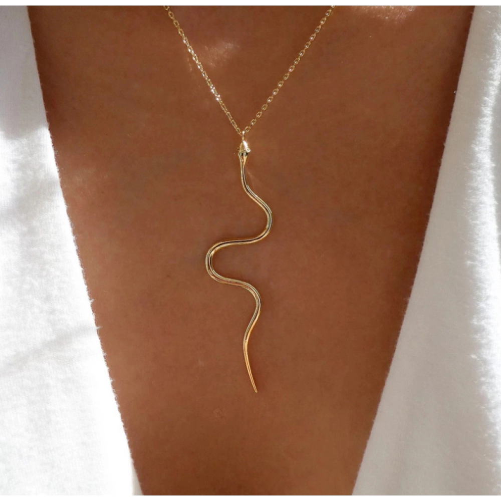 Popular Ornaments Snake Element Necklace Personalized Fashion Retro Snake Pendant Sweater Chain for Women Popular Ornaments Snake Element Necklace Personalized Fashion Retro Snake Pendant Sweater Chain for Women