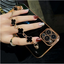 Suitable for iPhone 14 Promax Phone Case Fashion Four Leaf Grass Bracelet 13 Apple 14 Protection  Set 12XS creativity