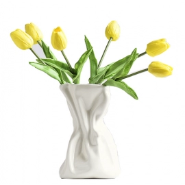 Minimalist cream style ceramic vase with water cultured pleats and high-end sense of inset style high beauty home decor